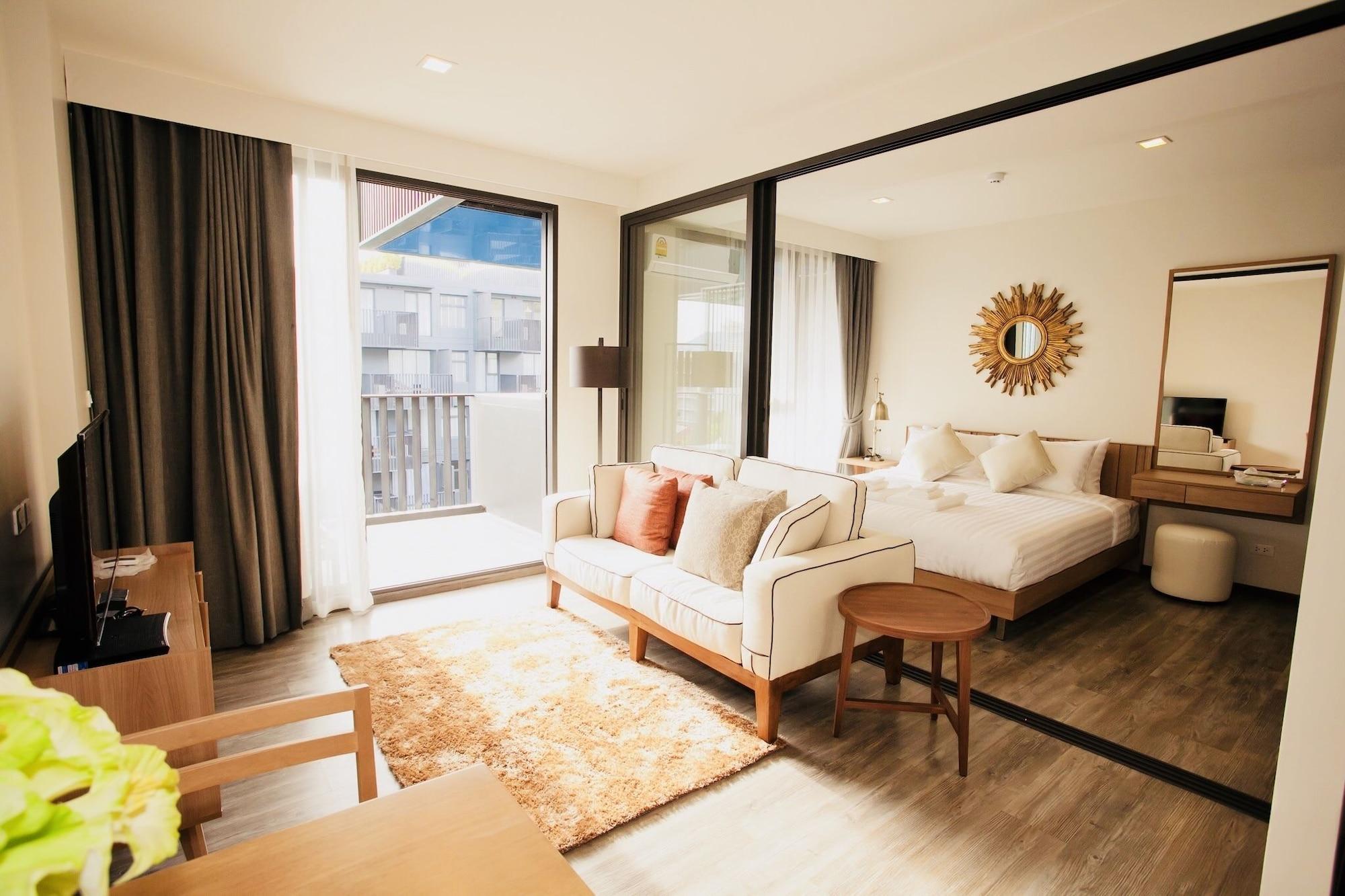 The Deck Condo Patong By Vip ภายนอก รูปภาพ