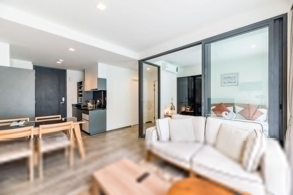 The Deck Condo Patong By Vip ภายนอก รูปภาพ