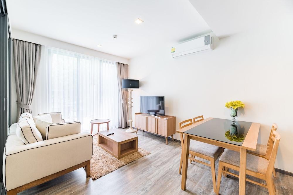 The Deck Condo Patong By Vip ภายนอก รูปภาพ