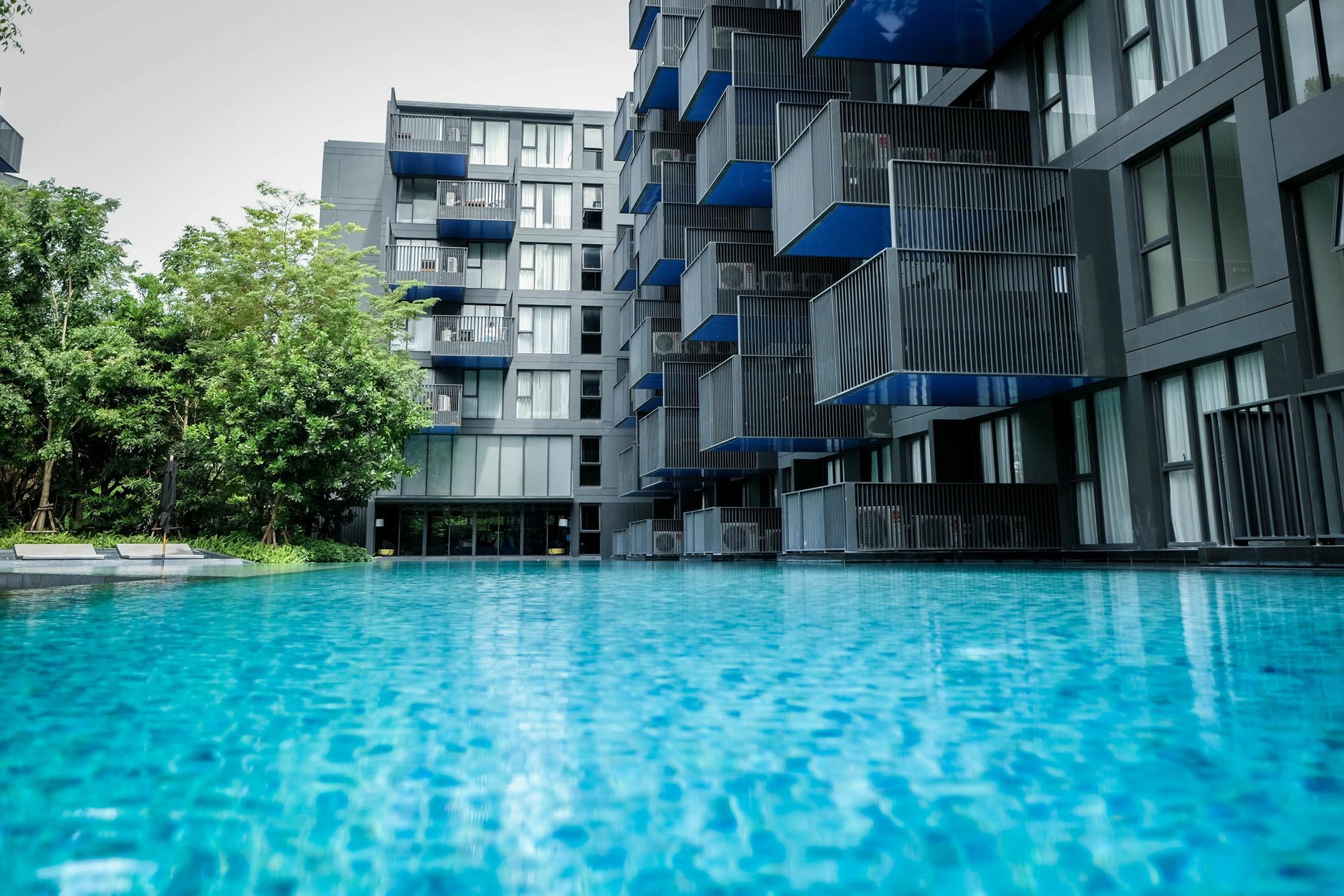 The Deck Condo Patong By Vip ภายนอก รูปภาพ